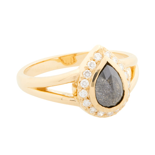 0.93 ct Pear Shape Diamond Ring